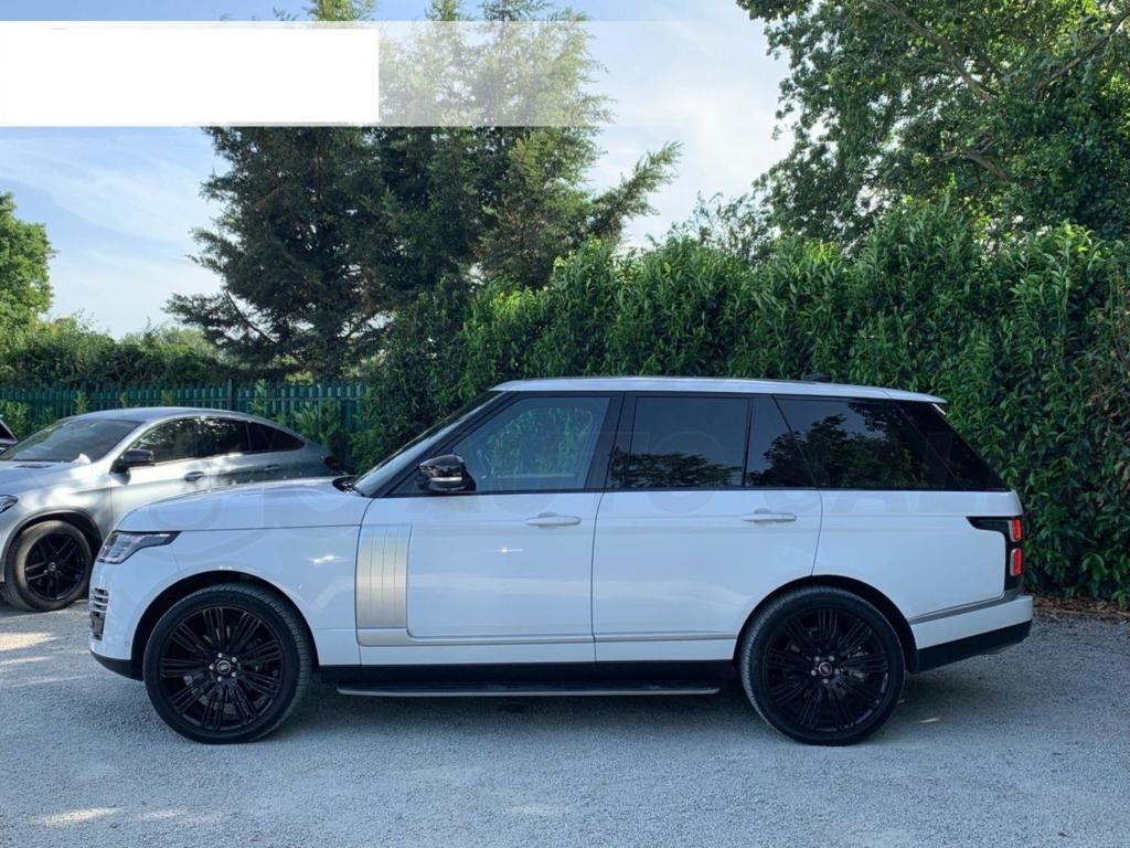 Range Rover Autobiography 2020 Price In Kenya  : Full Sunroof, Front, Side And Reverse Camera, Classic Leather Interior.